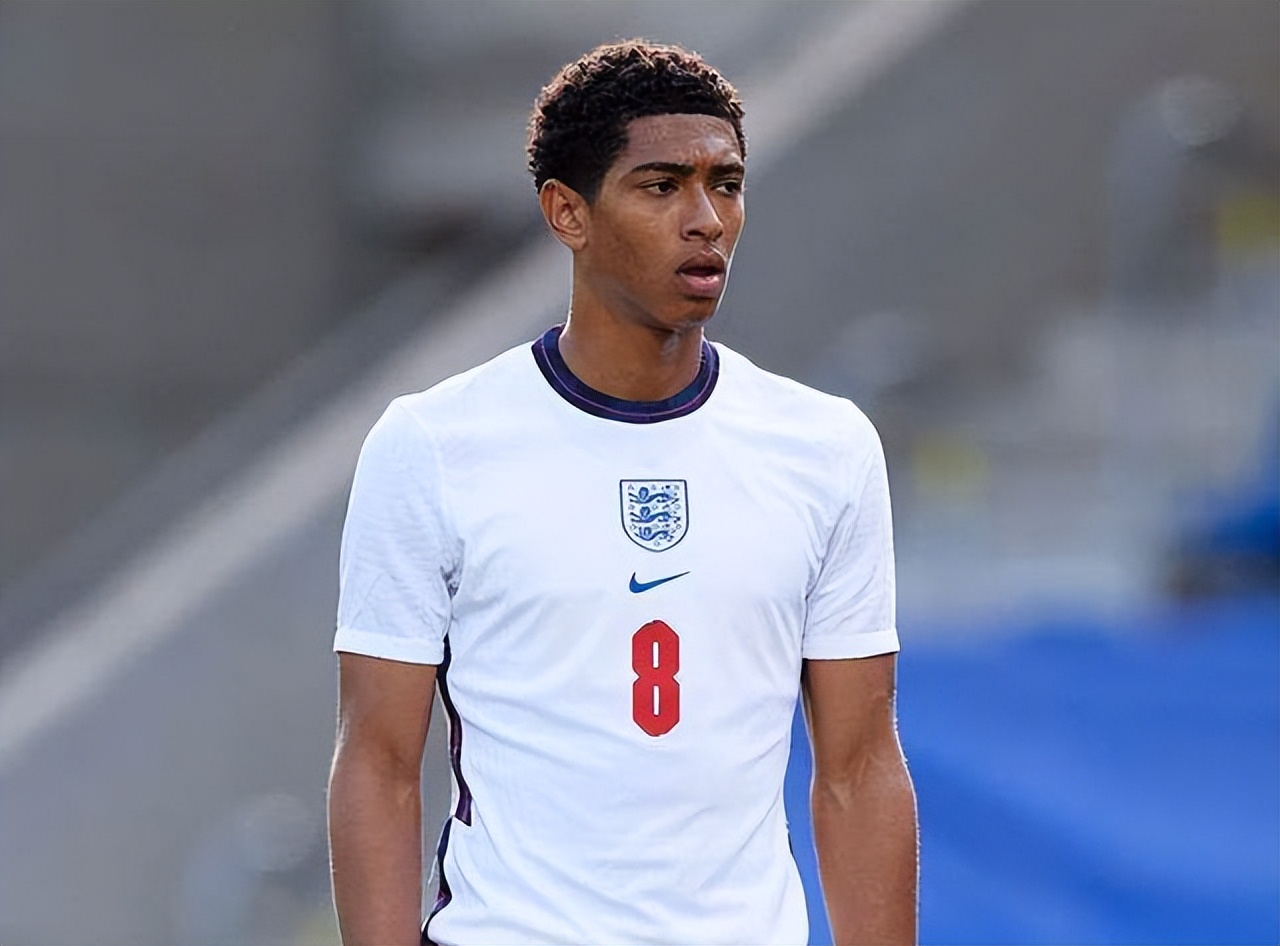 郎平已无回归可能！2次把中国女排带出低谷，一个时代宣告终结（郎平回归无望：两度带领中国女排走出低谷的时代落幕）