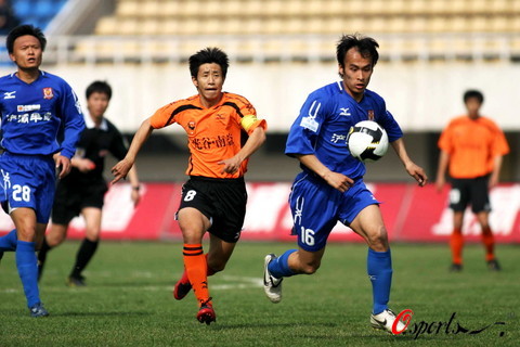 38岁后单赛季为意甲升班马攻入至少4球，瓦尔迪是历史第二人（38岁仍高效！瓦尔迪为意甲升班马单季至少打入4球，史上第二人）