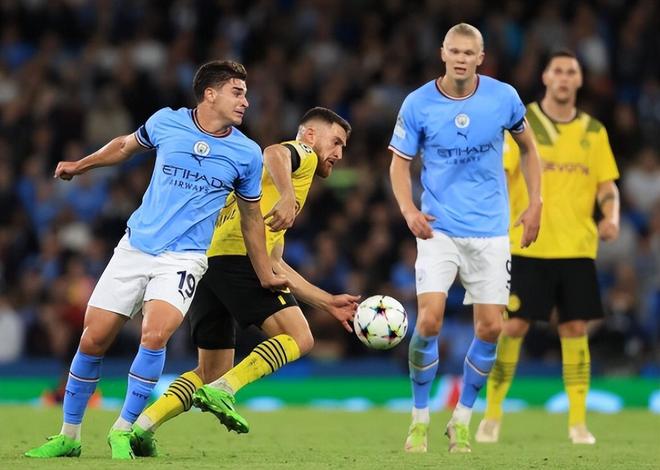 齐沃：我们不会怀疑劳塔罗的重要性，我和他每天都拥抱（齐沃：劳塔罗的重要性毋庸置疑，我和他每天相拥）