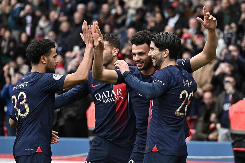 津媒：从伤势恢复进度看，巴顿和阿代米出战申花的前景不乐观（津媒：伤愈进度不理想，巴顿、阿代米恐无缘战申花）