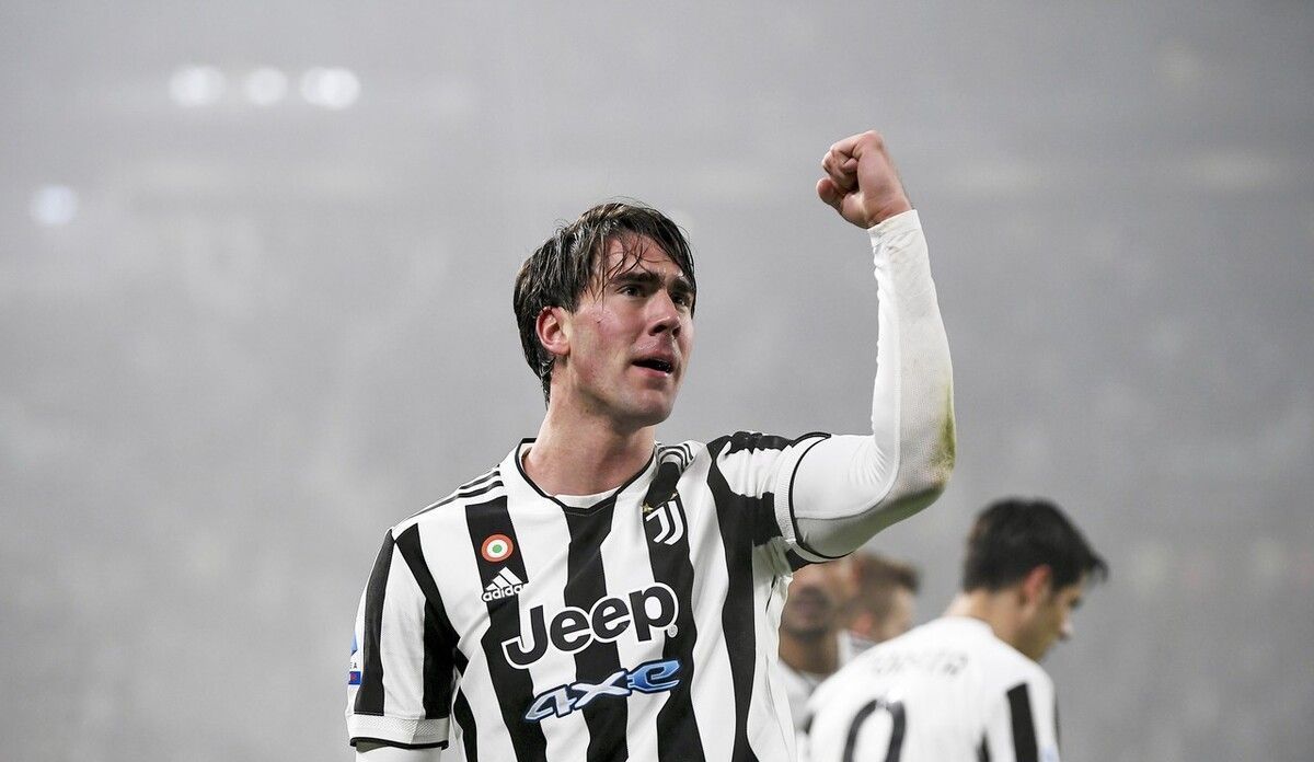 本赛季仅快船在三节结束落后时没赢过球，共计0胜14负（本季仅快船三节落后未曾翻盘：0胜14负）