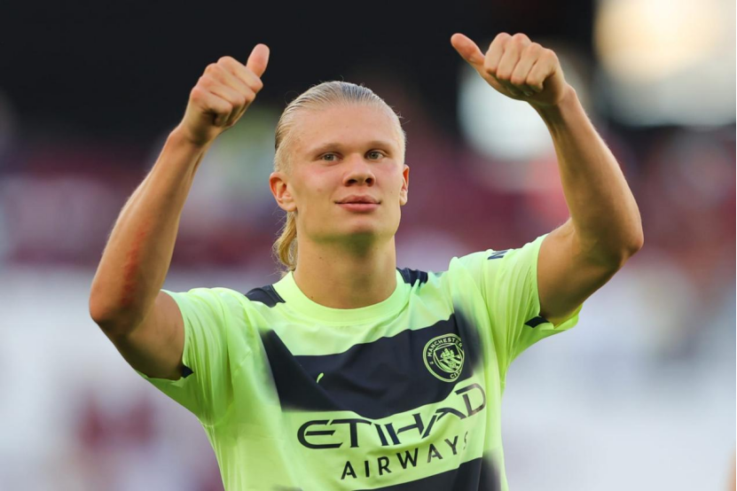 亚沙里：大约三个月后，能在一场友谊赛里首发的感觉真好（亚沙里：阔别近三月，友谊赛重回首发的感觉太棒了）