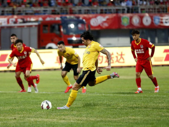 斯内德：穆帅对我而言就像父亲，贝尼特斯来国米的时机不对（斯内德：穆里尼奥如父亲般存在，贝尼特斯接手国米时机不佳）