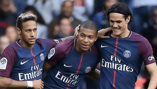 环足奖2025年最佳女足俱乐部候选：阿森纳女足、巴萨女足领衔（2025环足奖最佳女足俱乐部入围：阿森纳女足与巴萨女足领衔）