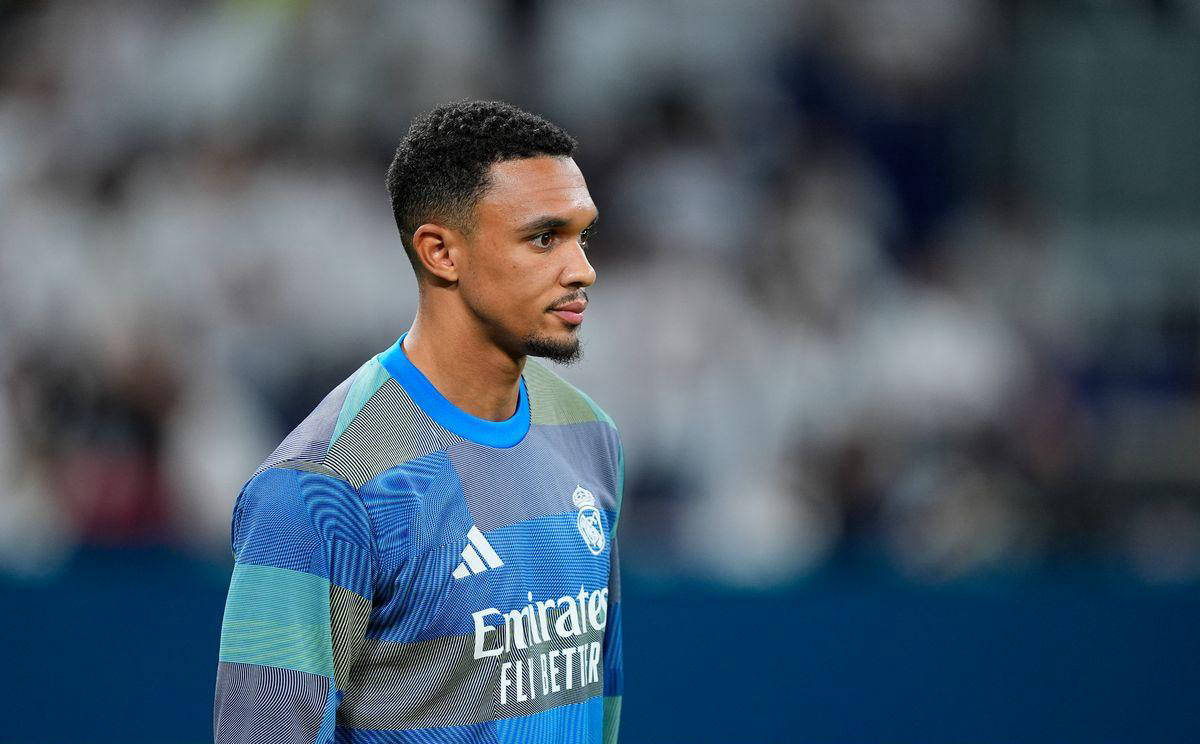 巴萨2比1逆转法兰克福，本赛季7次逆转创纪录（巴萨2-1逆转法兰克福，本季第7次翻盘创纪录）